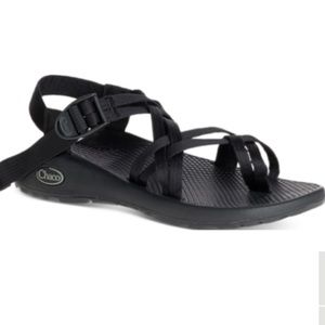 Black chacos